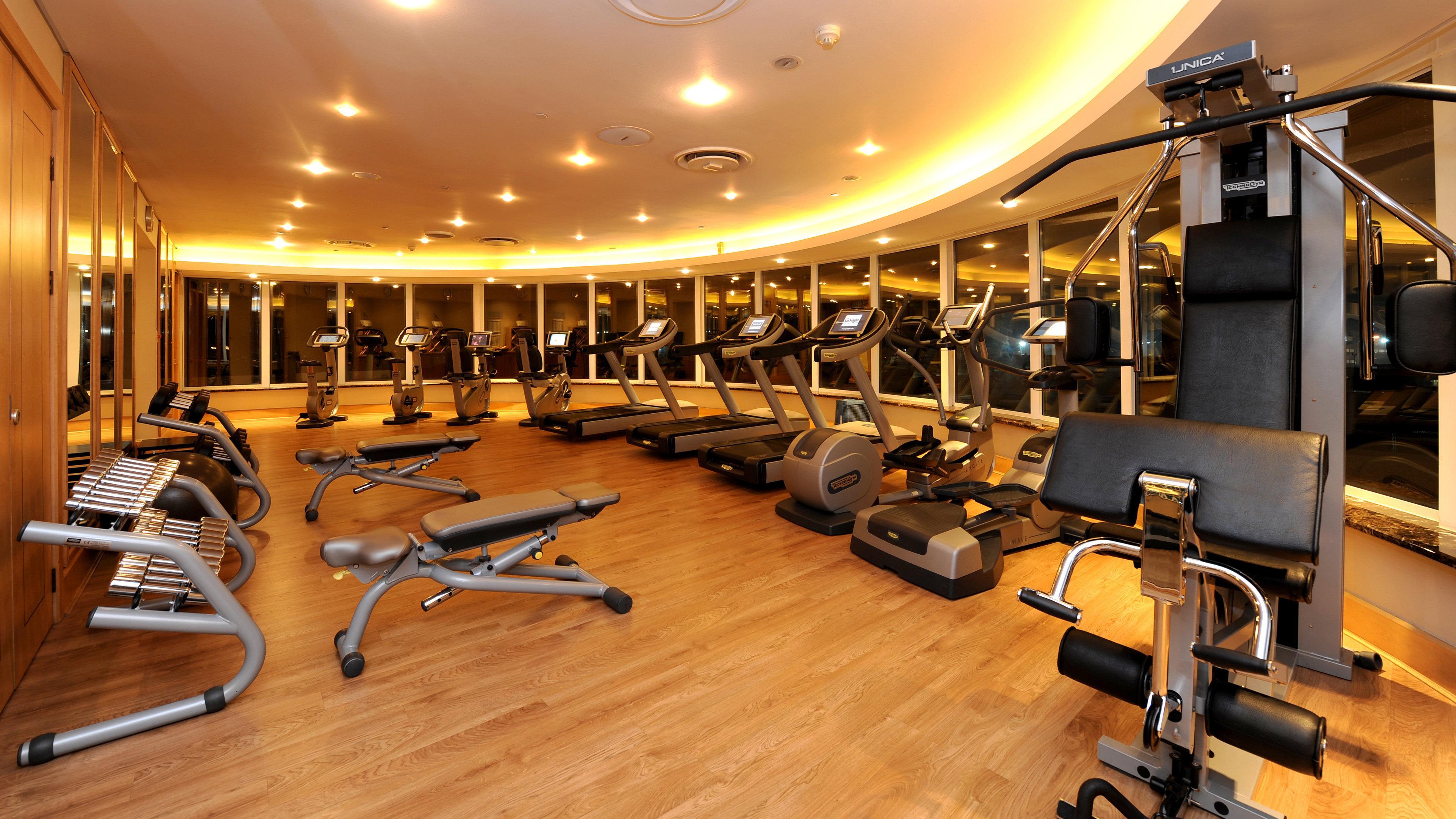 Intercontinental Johannesburg Or Tambo Airport Hotel By Ihg Kempton Park Dış mekan fotoğraf A gym in a hotel