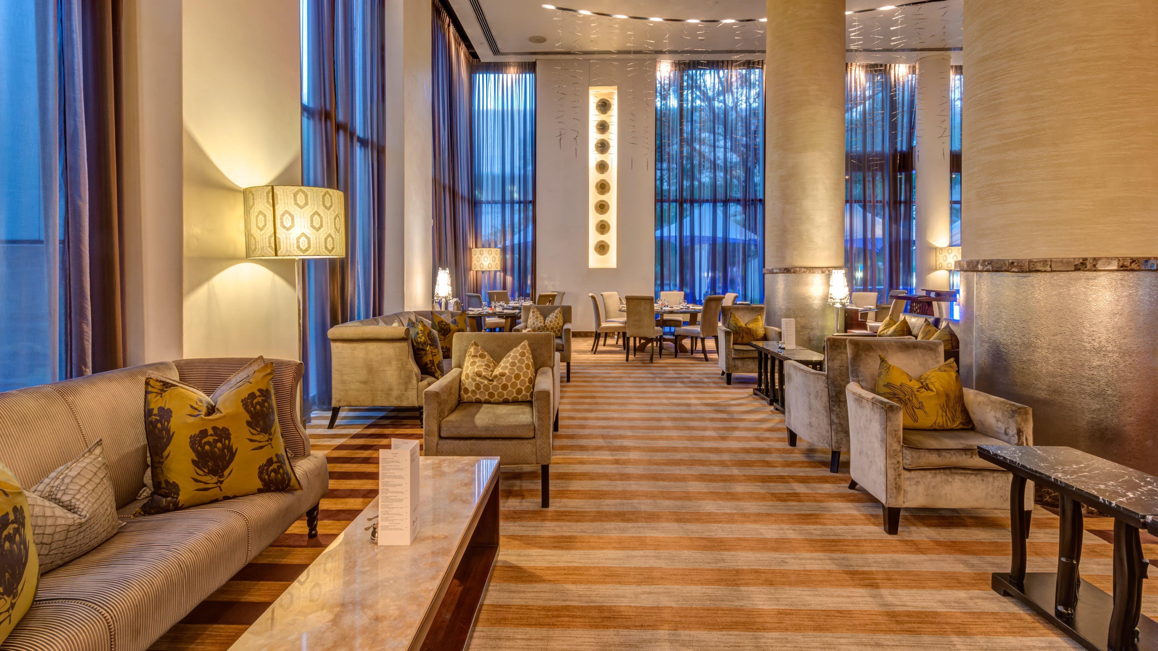 Intercontinental Johannesburg Or Tambo Airport Hotel By Ihg Kempton Park Dış mekan fotoğraf The lobby