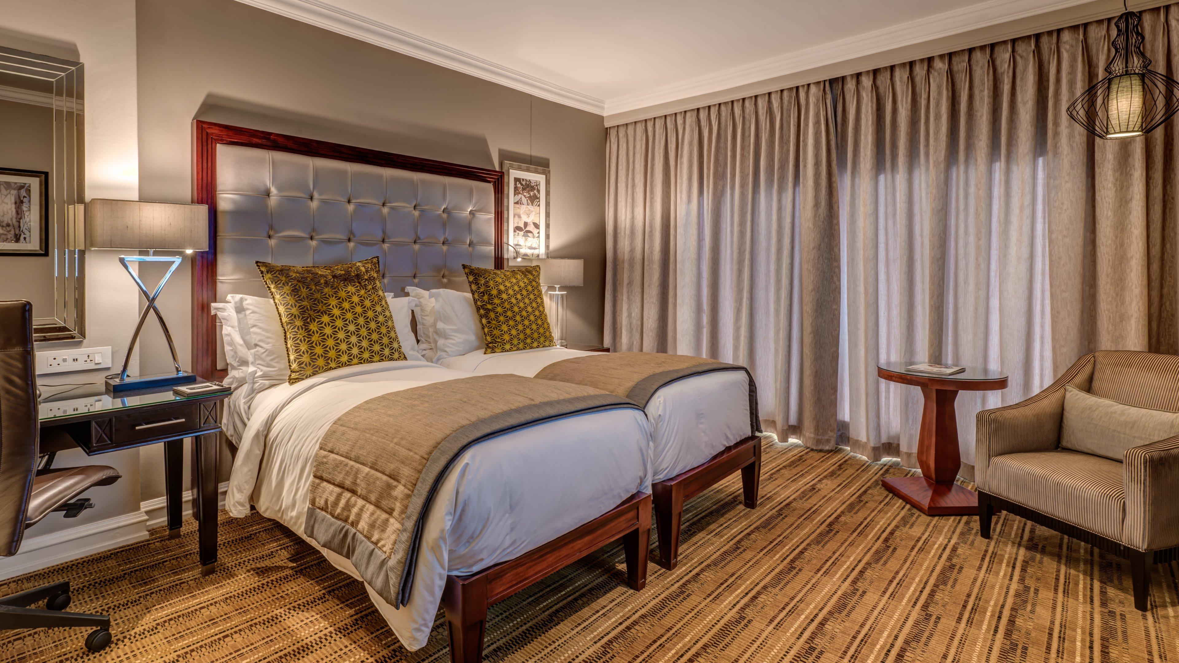 Intercontinental Johannesburg Or Tambo Airport Hotel By Ihg Kempton Park Dış mekan fotoğraf A bedroom at the Cape Grace